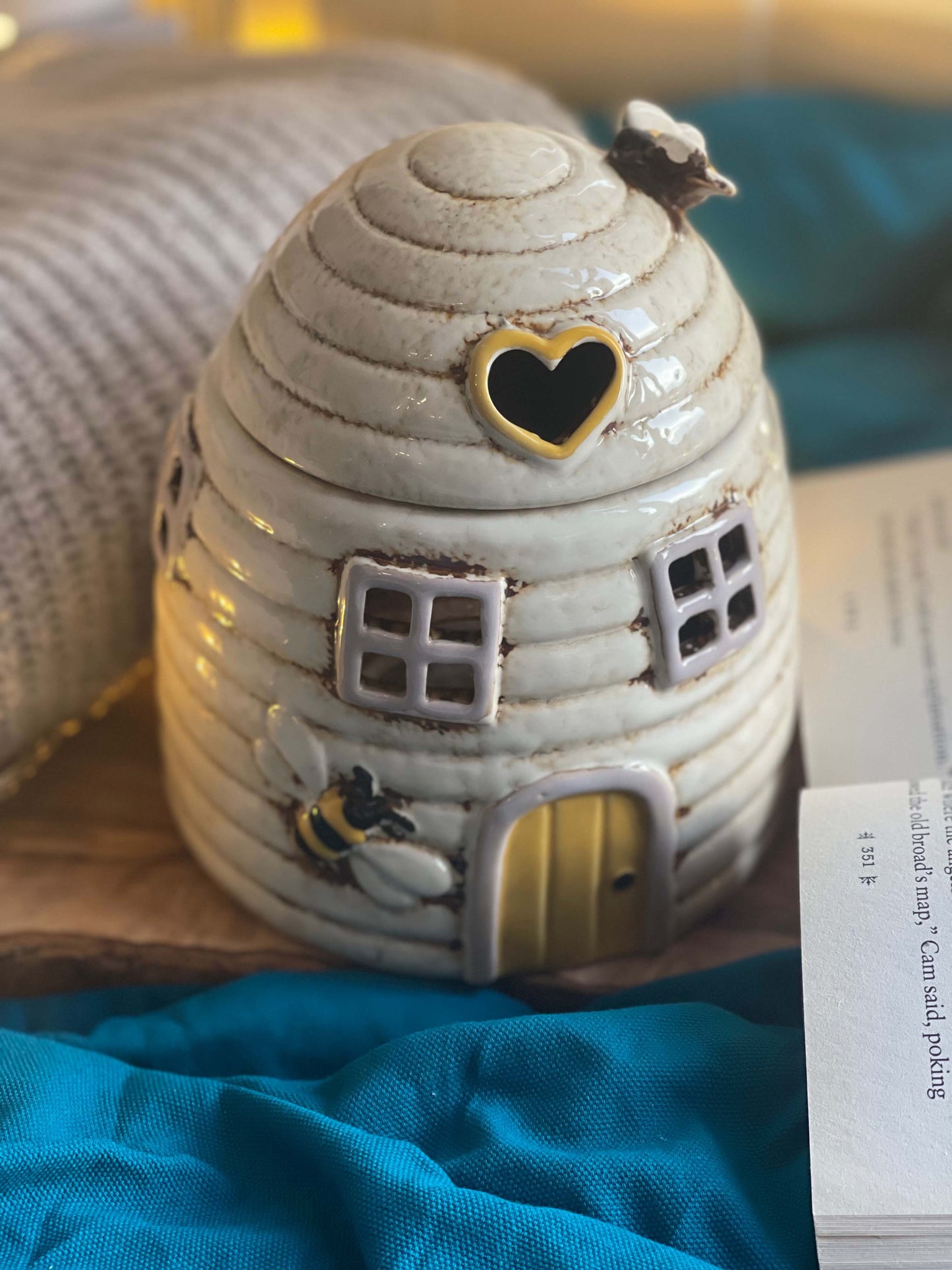 Rustic Beehive Cream Wax Burner