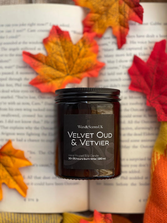 Velvet Oud & Vetvier Soy Candle