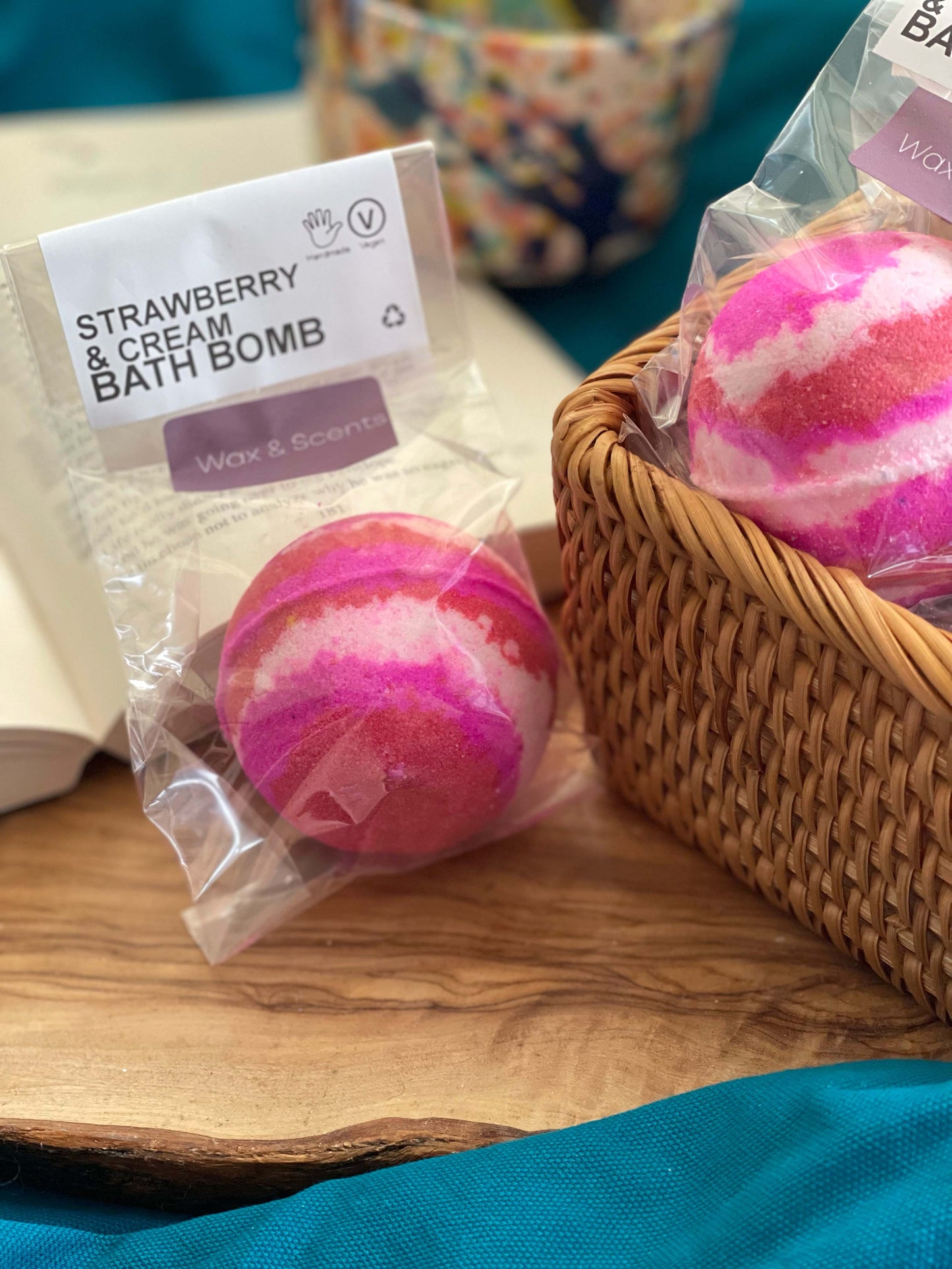 Strawberry & Cream Bath Bomb