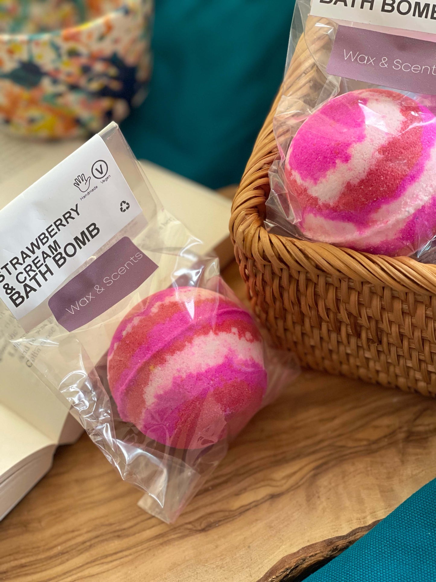 Strawberry & Cream Bath Bomb