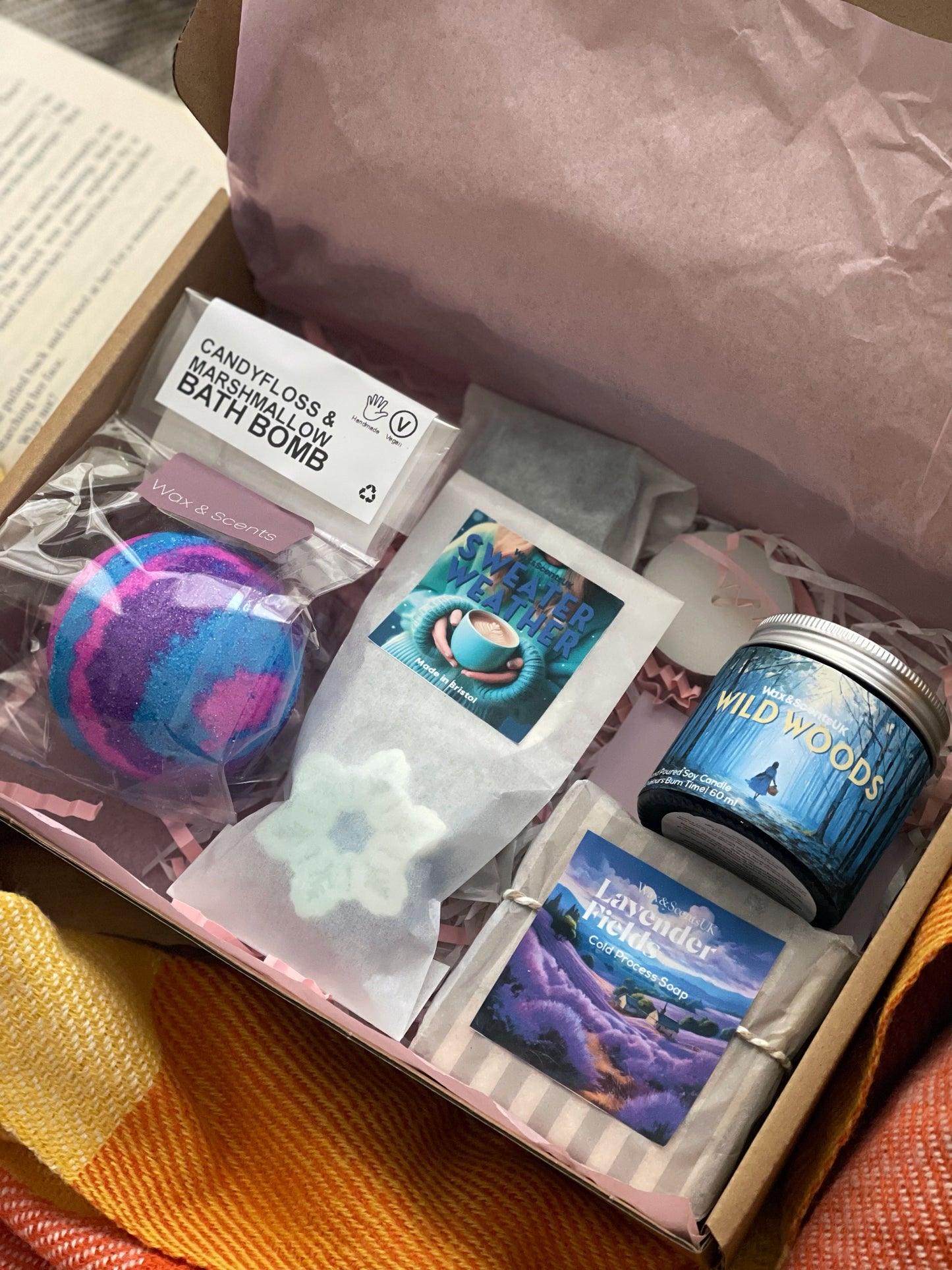 A Twilight Wonderland Gift Box